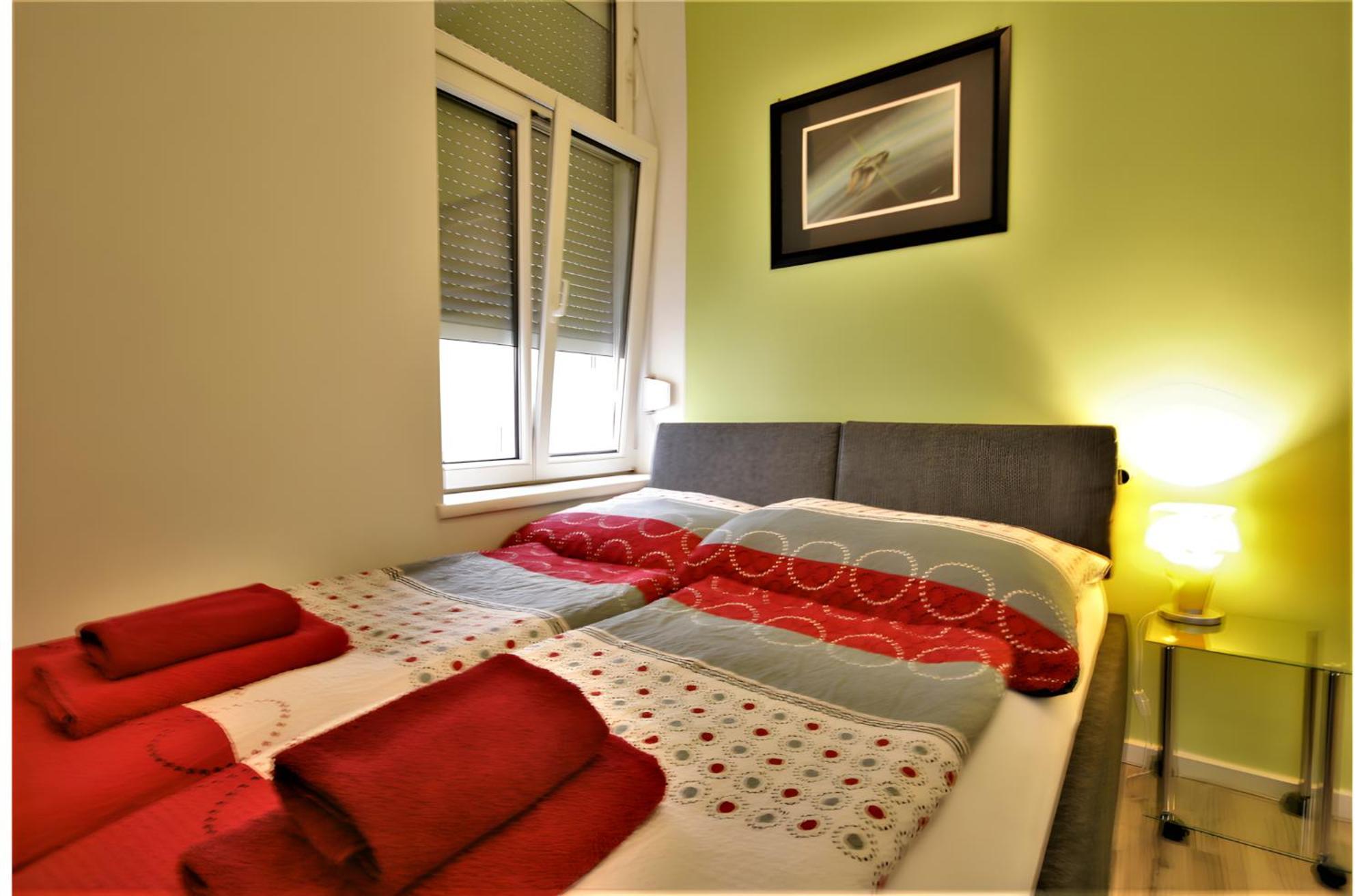 Modern Flat With 2 Rooms, Close To Schoenbrunn Vienna